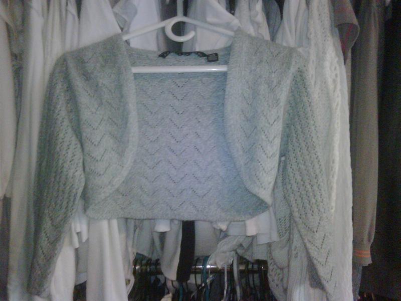 grey short sweater - sz S-M - $5